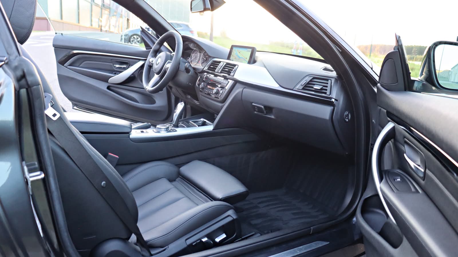 BMW 420 D Cabrio M Sport - poza 13